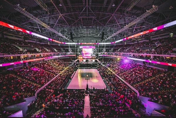 开云官方NBA篮球赛后报道，球员接受采访，比赛精彩回顾